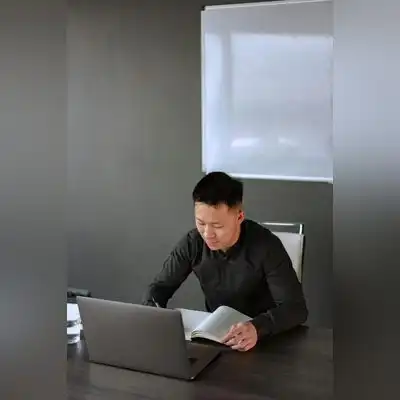 黎新